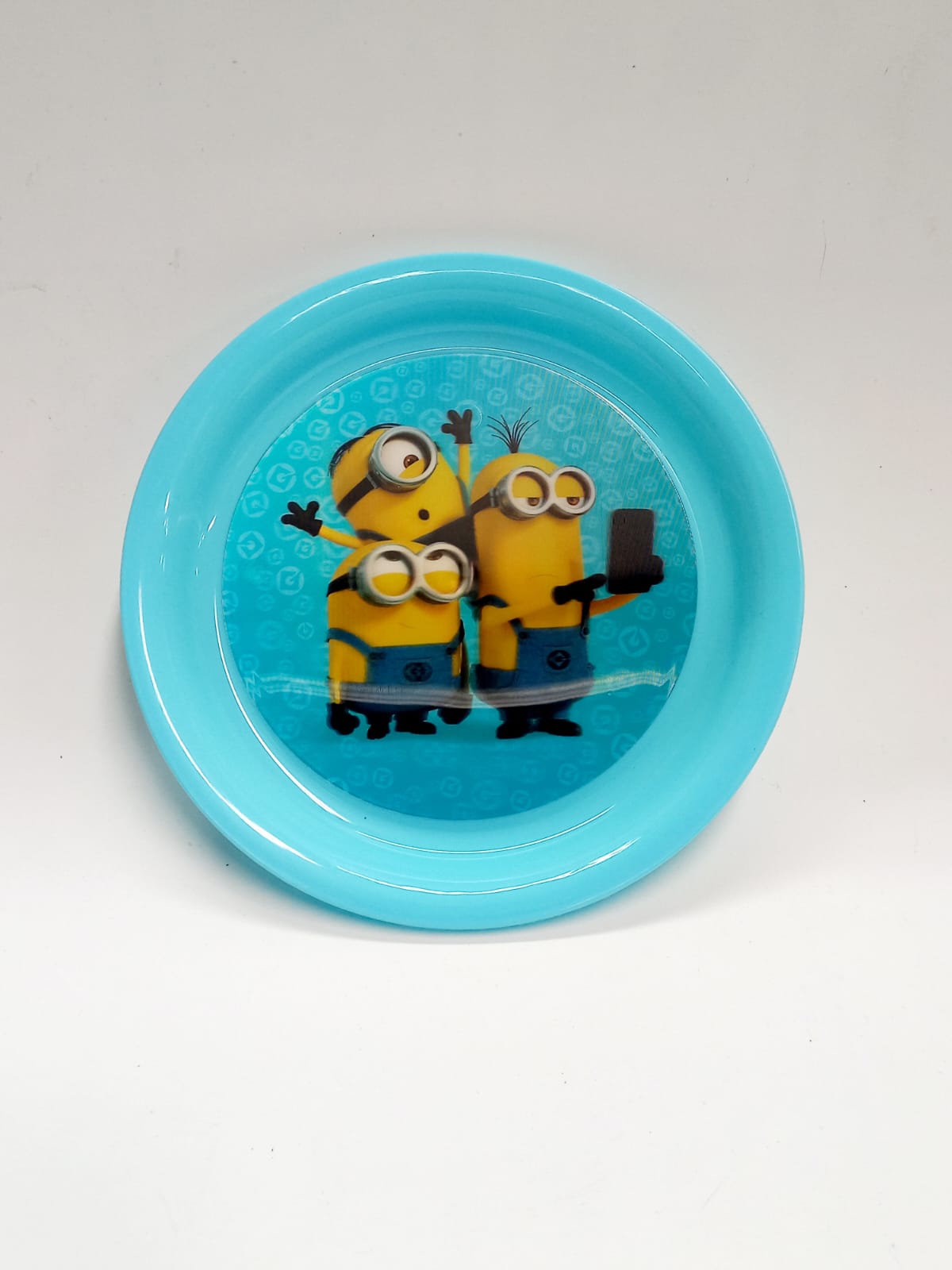 Plato Minions llano